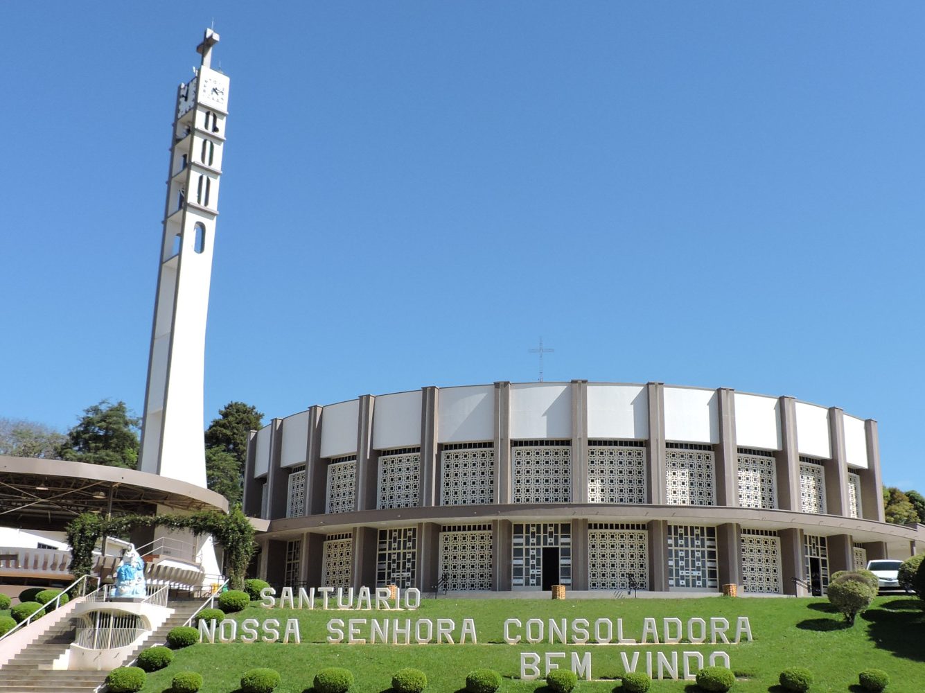 Fachada do Santuário Diocesano